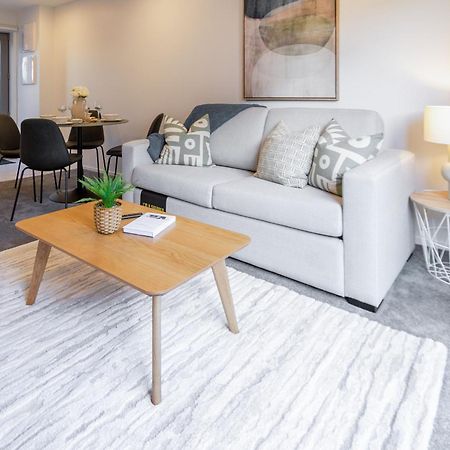 Urban Park Escape 2 Bed 2 Bath W/Carpark Apartment Christchurch Luaran gambar