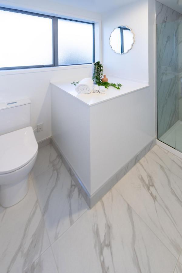 Urban Park Escape 2 Bed 2 Bath W/Carpark Apartment Christchurch Luaran gambar